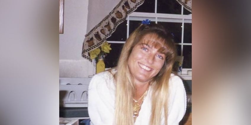 florida police identify body found 16 years ago of woman who was never reported missing now seeking more info