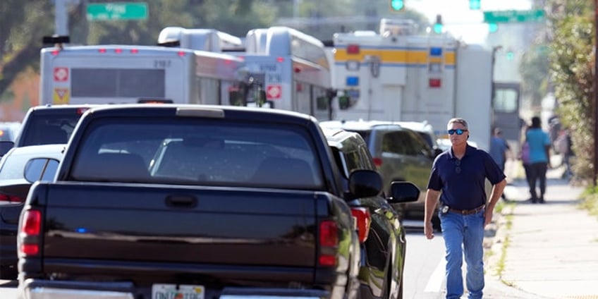 florida racially motivated shooting leaves 4 dead including shooter at jacksonville dollar general store