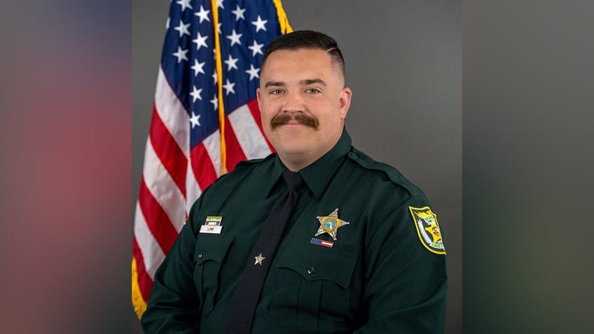 Master Deputy Bradley Link