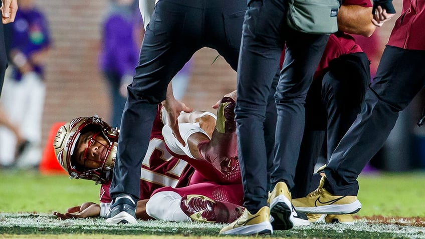 florida state loses jordan travis for rest of season after brutal leg injury