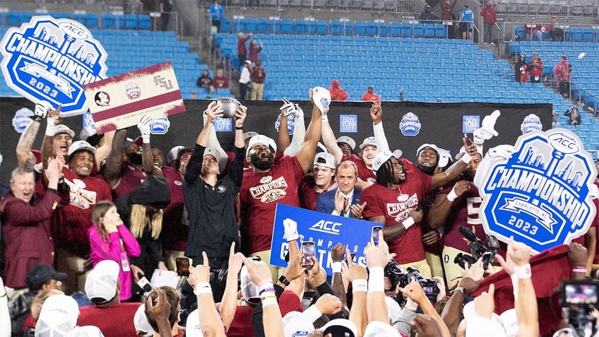 Florida State Seminoles celebrate the ACC title