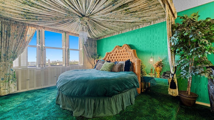 Green bedroom