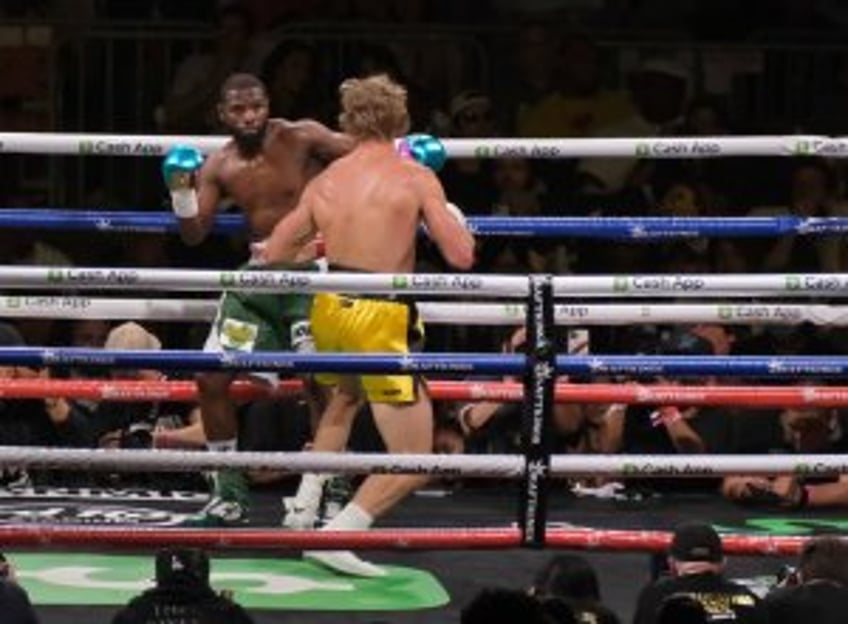 Floyd Mayweather says Jake Paul fight would be 'too easy'