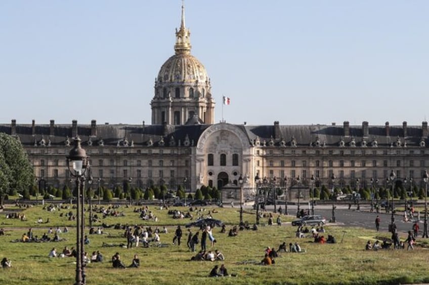 The rabbits enjoyed munching the grass outside the Invalides complex in Paris