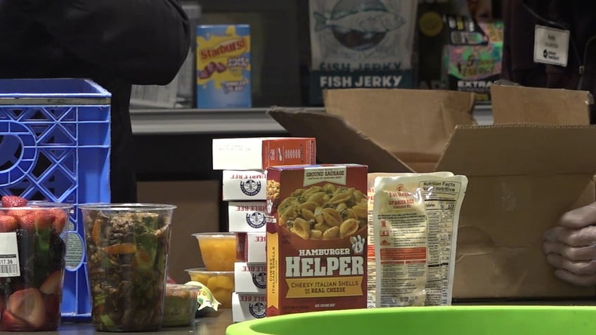 food banks struggle as more people face food insecurity