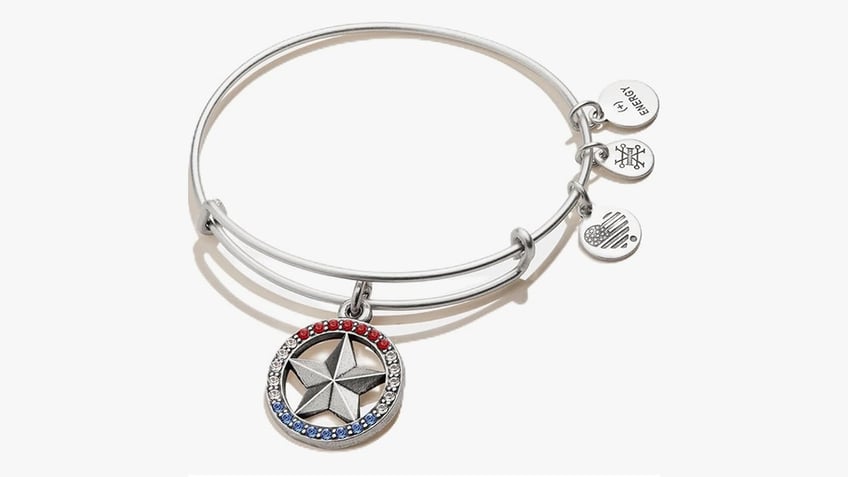 Amazon-ECOMM-patriotic-mom-bracelet