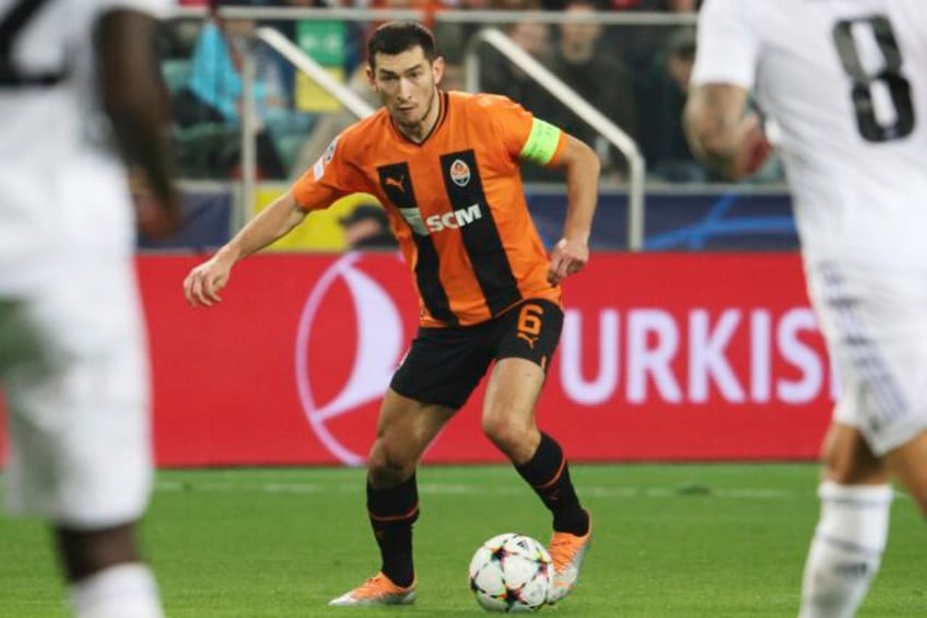 for shakhtar donetsk in the champions league representing ukraine is a duty to the country