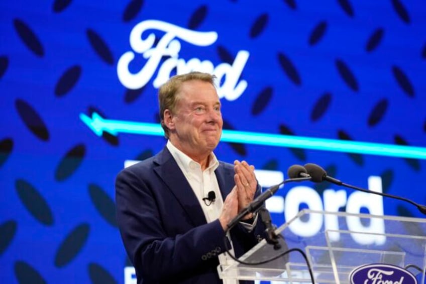 ford executive chairman bill ford gets involved in union contract talks in an uncommon presentation