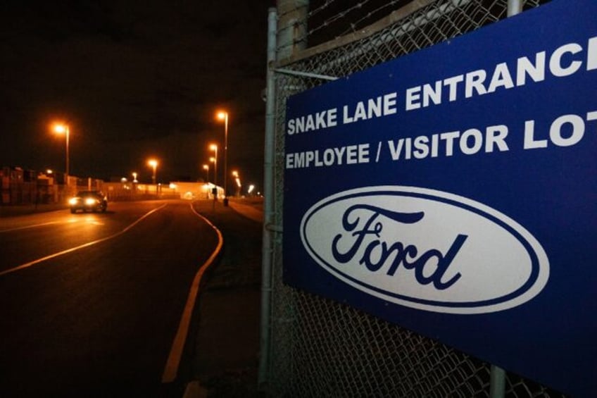 ford reaches canadian labor deal as us auto strike enters 6th day