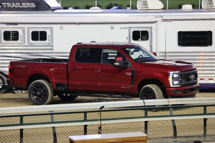 Ford announced plans to add a third plant for its 'Super Duty' pickup trucks in North Amer