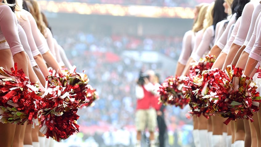 Chiefs cheerleaders perform