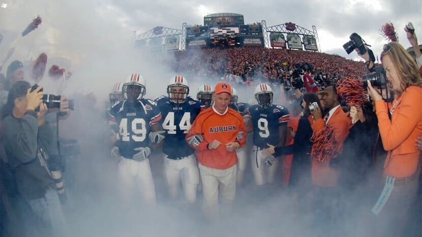 former football coach sen tommy tuberville rips growing influence of money in college sports wants changes