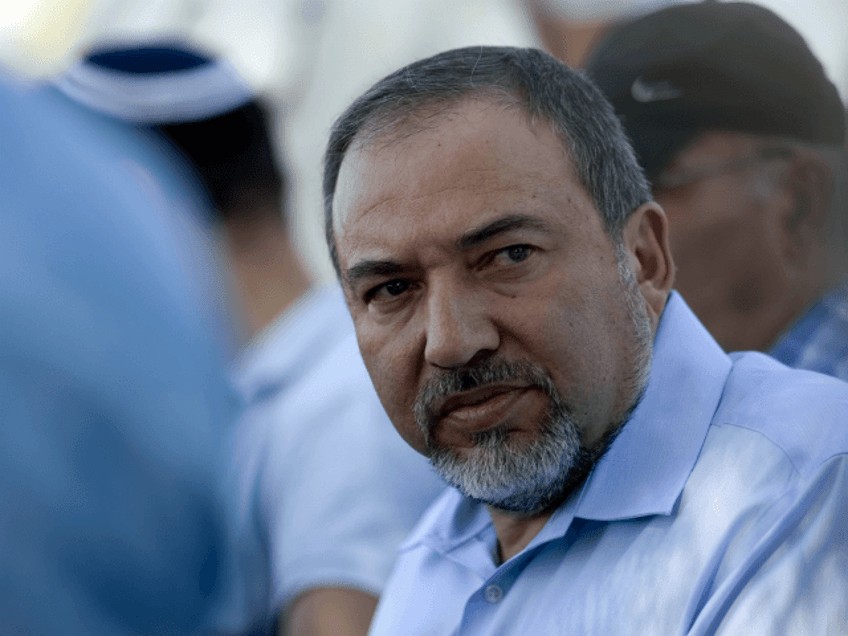 former israeli defense minister naive to believe gazans seek peace oppose hamas