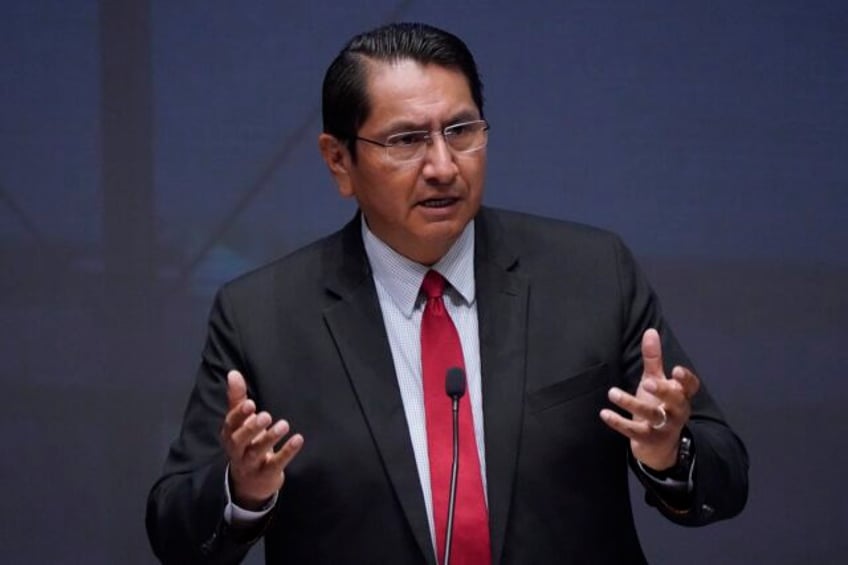 former navajo nation president announces his candidacy for arizonas 2nd congressional district