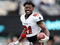 Former NFL star Brown wanted for attempted murder: police