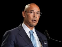 Former NFLPA executive Lloyd Howell Jr. charged the union for strip club visits: report