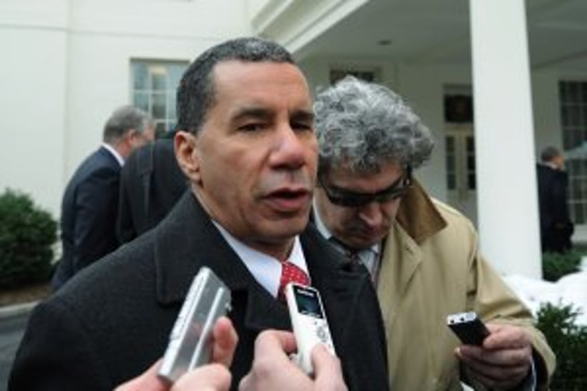 Former N.Y. governor David Paterson, stepson injured in NYC street assault