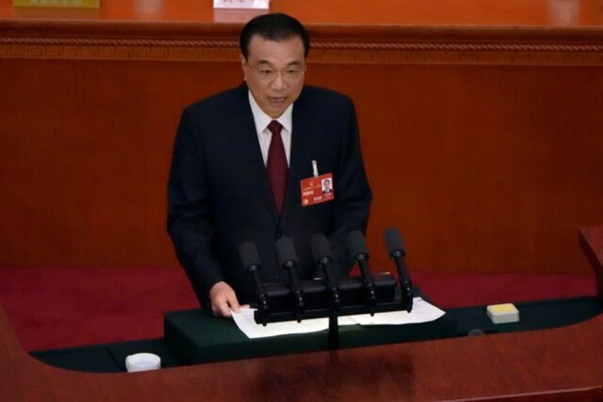 former premier li keqiang chinas top economic official for a decade has died at 68