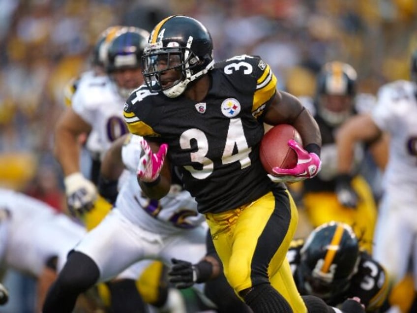 Football: Pittsburgh Steelers Rashard Mendenhall (34) in action, rushing vs Baltimore Ravens. Pittsburgh, PA 10/3/2010 CREDIT: Bob Rosato (Photo by Bob Rosato /Sports Illustrated/Getty Images) (Set Number: X84785 TK1 R3 F83 )