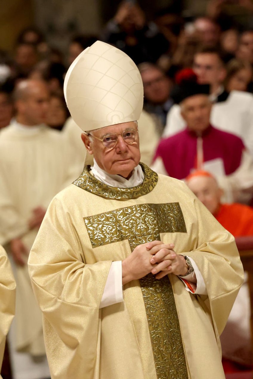 former vatican chief accuses pope francis of sins against the holy spirit