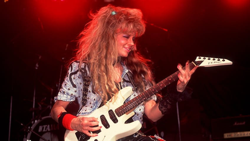 former vixen singer janet gardner now a dental hygienist recalls ozzy osbourne tour during 80s metal fame