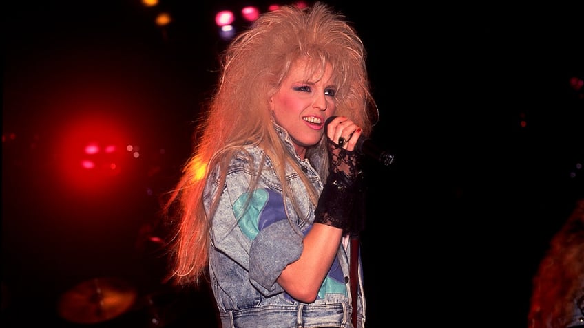 former vixen singer janet gardner now a dental hygienist recalls ozzy osbourne tour during 80s metal fame