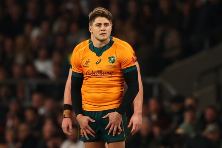 Australian fly-half James O’Connor has signed with New Zealand's Canterbury Crusaders