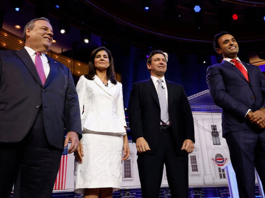 four presidential candidates to appear on the gop debate stage