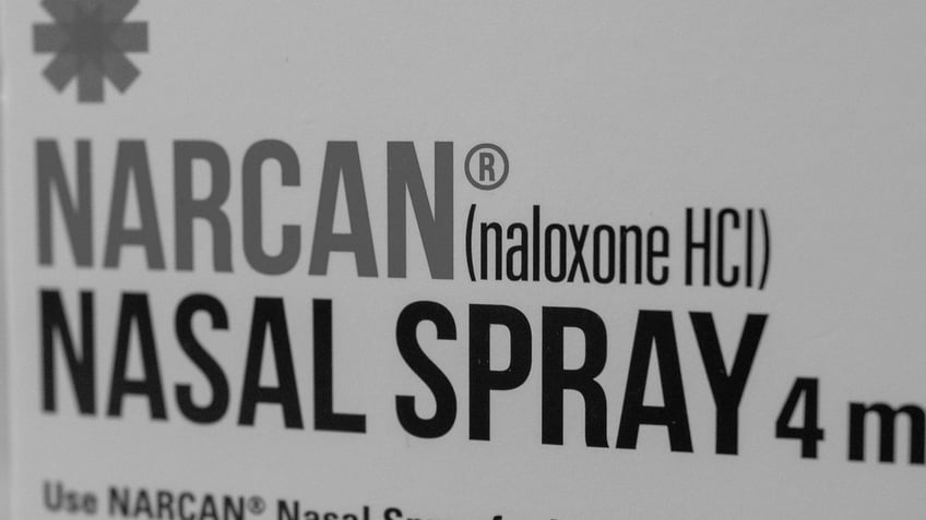 fourth wave of fentanyl overdose deaths has gripped the nation experts say the norm not the exception