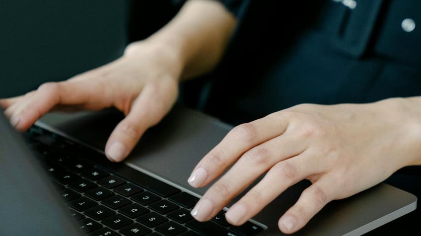 woman on laptop