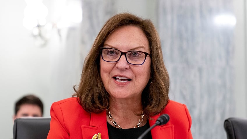 Deb Fischer