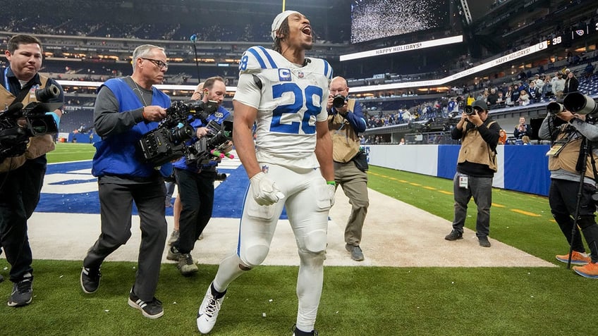 Jonathan Taylor celebrates