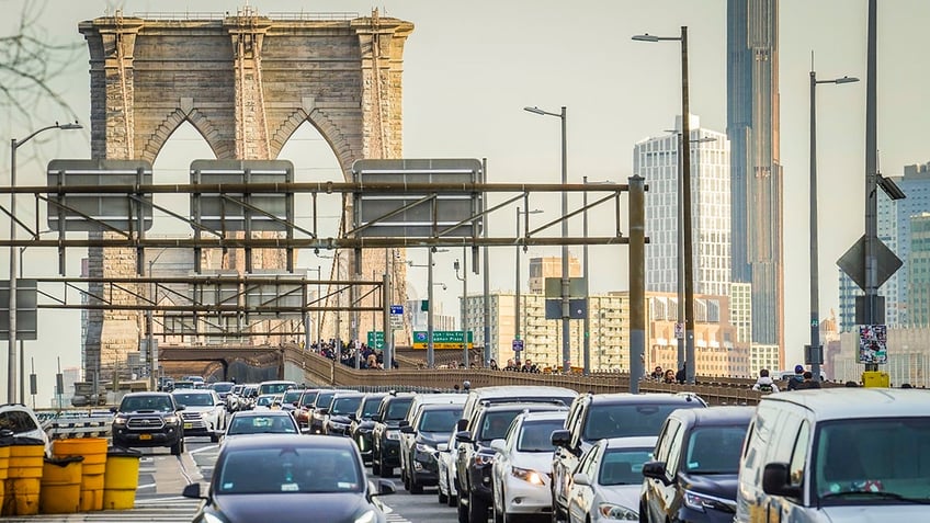 Traffic on Brooklyn Bridge