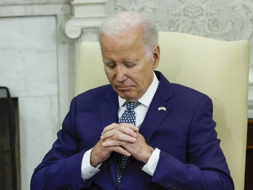 fox news poll joe bidens popularity sinks to lowest level of presidency