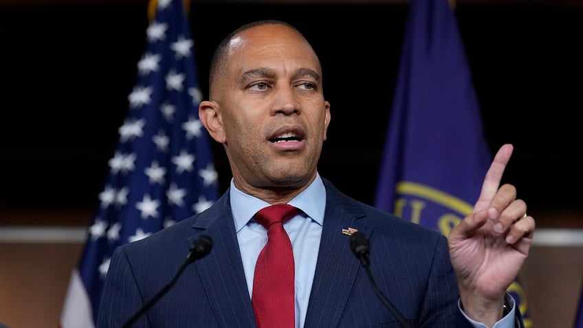 Hakeem Jeffries at a press conference 