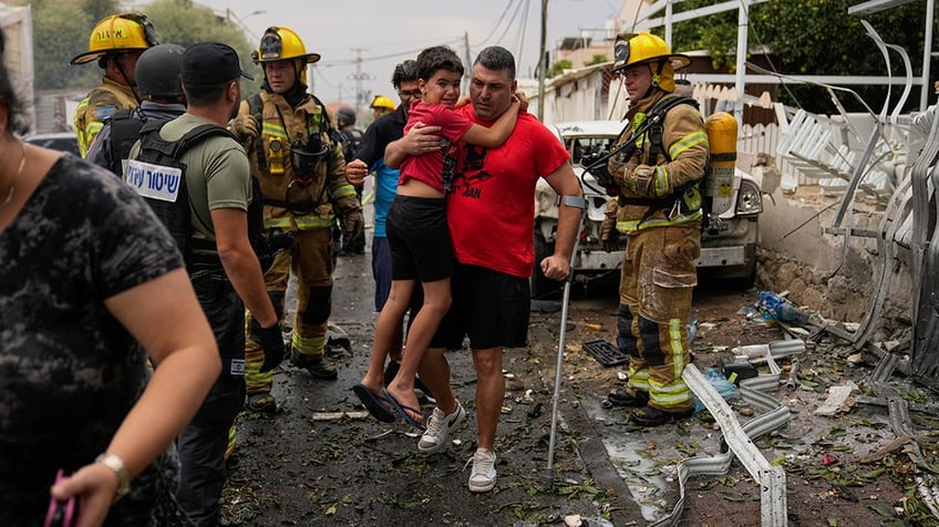 fox news trey yingst takes cover from hamas rocket attack during live report