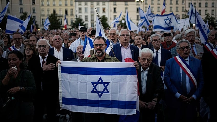 france arrests 24 for antisemitic acts since hamas attacked israel