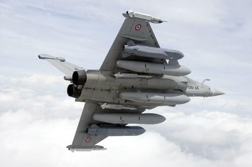 france launches first air raids over syria since assads overthrow