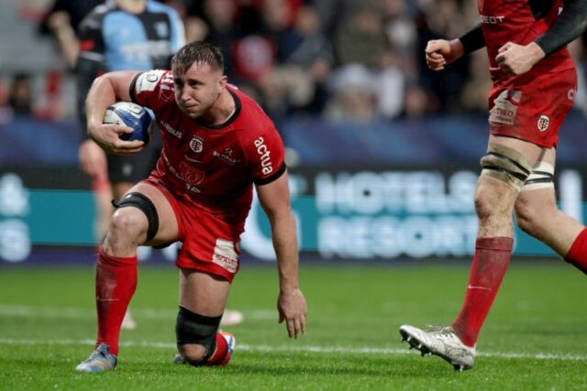 Toulouse's French flanker Anthony Jelonch has been ruled out of the Six Nations