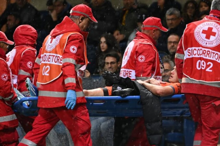 frances pavard out for a month with knee injury