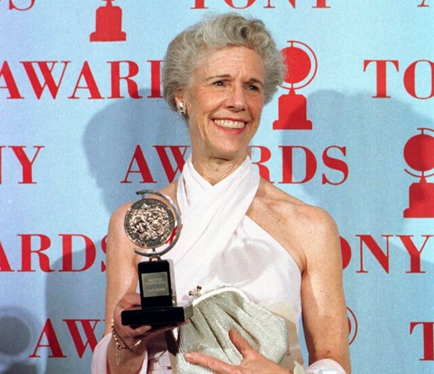 frances sternhagen tony award winning actor who was familiar maternal face on tv dies at 93