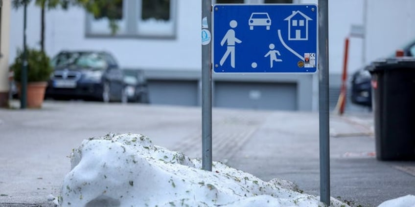 freak august hailstorm causes chaos as snowplows take to streets in summer