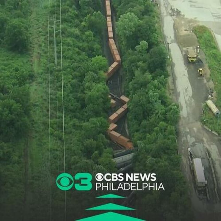 freight train derails outside of philadelphia prompting level two hazmat response 