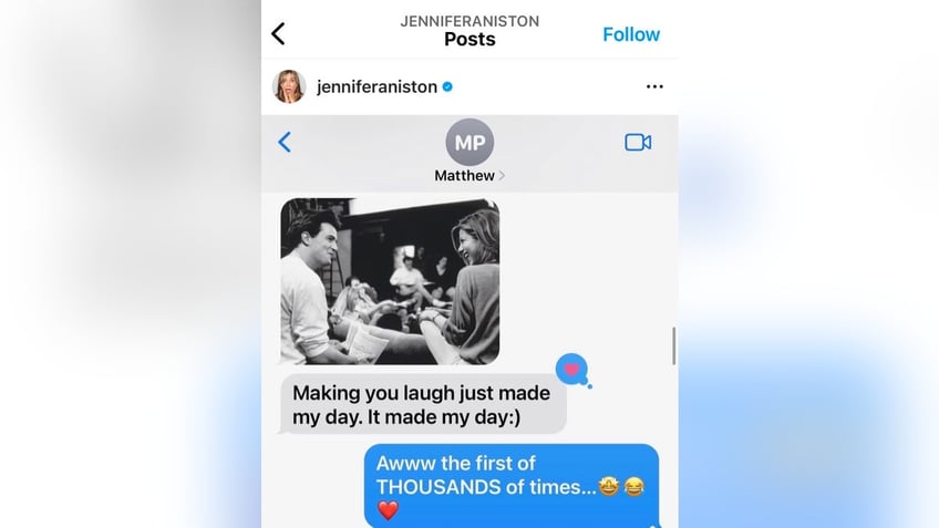 friends star jennifer aniston shares matthew perrys texts in first public comments since his death