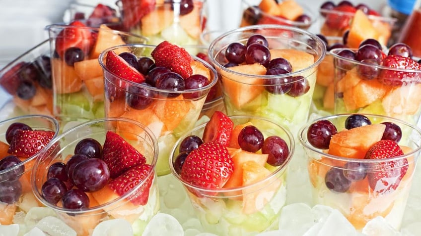 Fruit cups