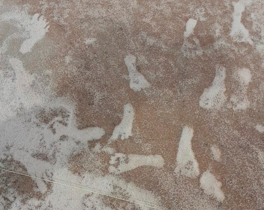 further evidence points to footprints in new mexico being the oldest sign of humans in americas