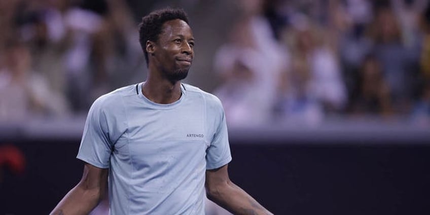 gael monfils hit with interesting code violation at citi open after walking toward bench mid serve