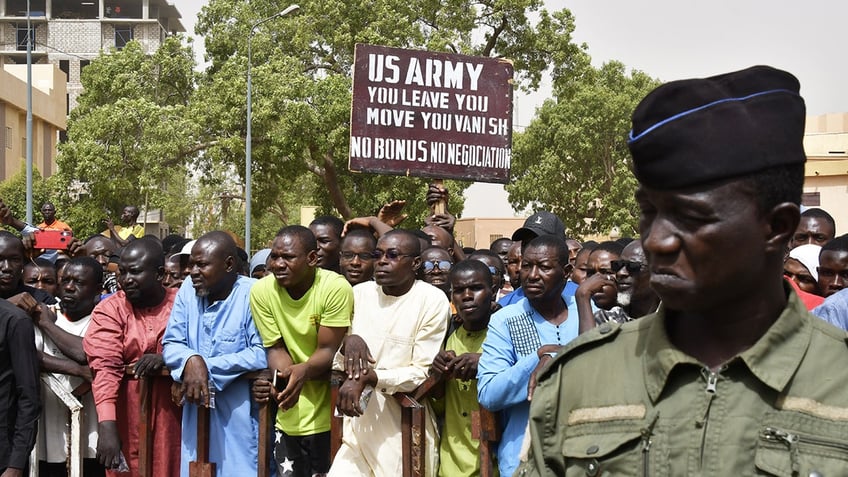 Niger protesters