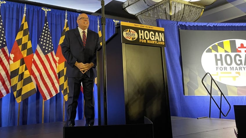 LARRY HOGAN ONSTAGE