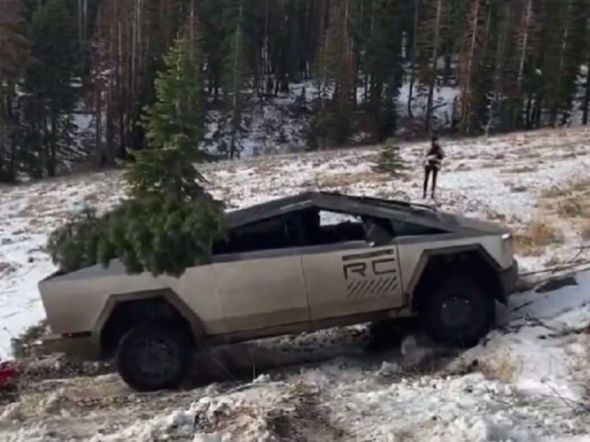 Tesla Cybertruck stuck in snow
